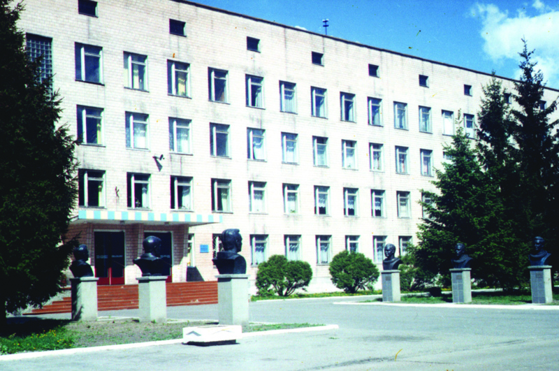 Контакты