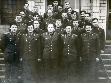 Руководящий летный состав, РП, ГРП полка. Первый ряд Еремчук, Лопатнев, Мазуренко, Корнусь, Душин.