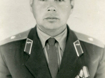 м-р Гущин А.Е.
