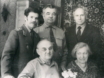 1983 г., выпускники 1953 г. и ветераны училища.