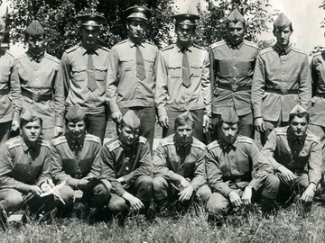 Инструкторы 3 аэ м-р Пркопович В., к-н Зубенко В. л-т Санин Валера, 1986 г.в. Третье звено, 3ае.