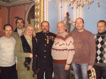 В гостях у Стефановского С.Н.  15.01.2011 г. 
На фото: Рогачёв Дмитрий, Гавриленко Александр, Татьяна, Стефановский Сергей,
Прилепа Валерий Васильевич, Безверхий Сергей, Федорченко Вячеслав.