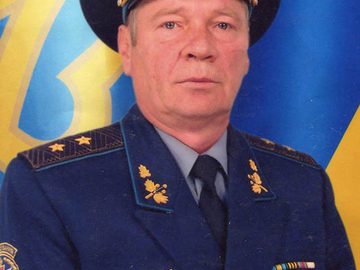 Генерал-лейтенат Никифоров Василий Семенович.