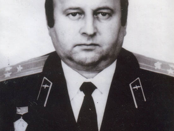Гамзин Олег Владимирович.