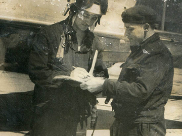 Чехословакия, аэр. Градчаны 1968 г. Правдивец А.Н. после полета.