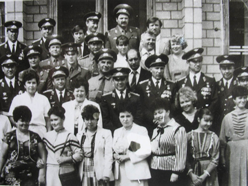 встреча выпускников 1966 г в родном ЧВВАУЛ -1986г. 