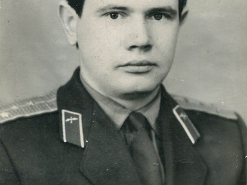 к-н Шевцов Ю.М. летчик-инструктор, командир звена, зам. к-ра АЭ ЧВВАУЛ 1960-1968 г.